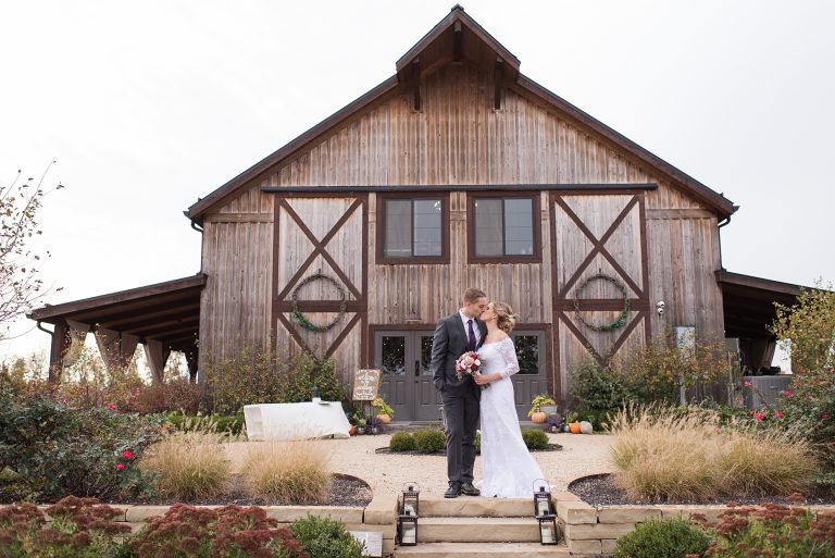 The Barn at Crystal Spring Farm Wedding // Hannah + Ryan // Sneak Peek ...